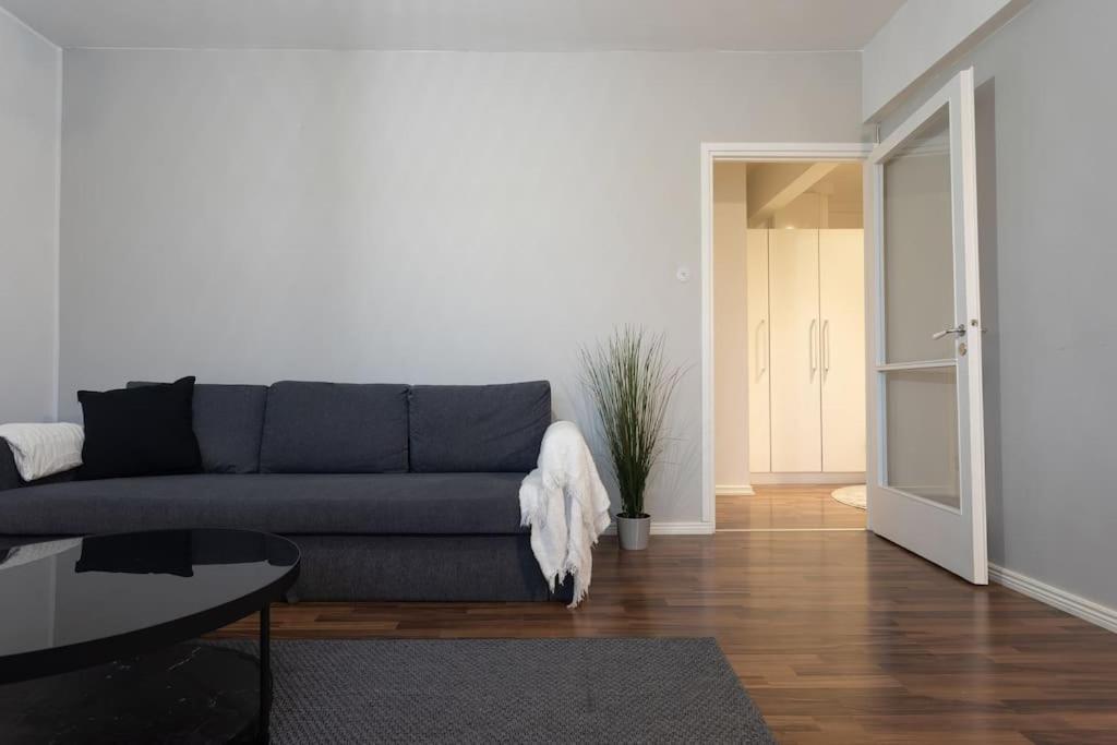 Tilava Huoneisto Helsingissa Apartment Helsinki Bagian luar foto